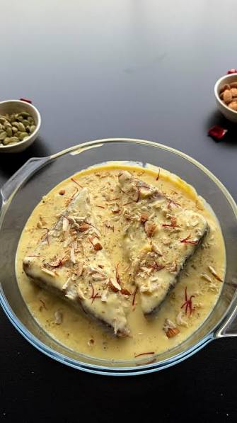 Shahi tukada